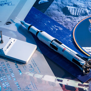 Plume & Saturn V Metal Model